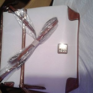 Dooney and Bourke purse